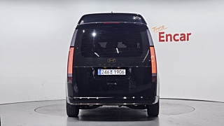 HYUNDAI STARIA 2024