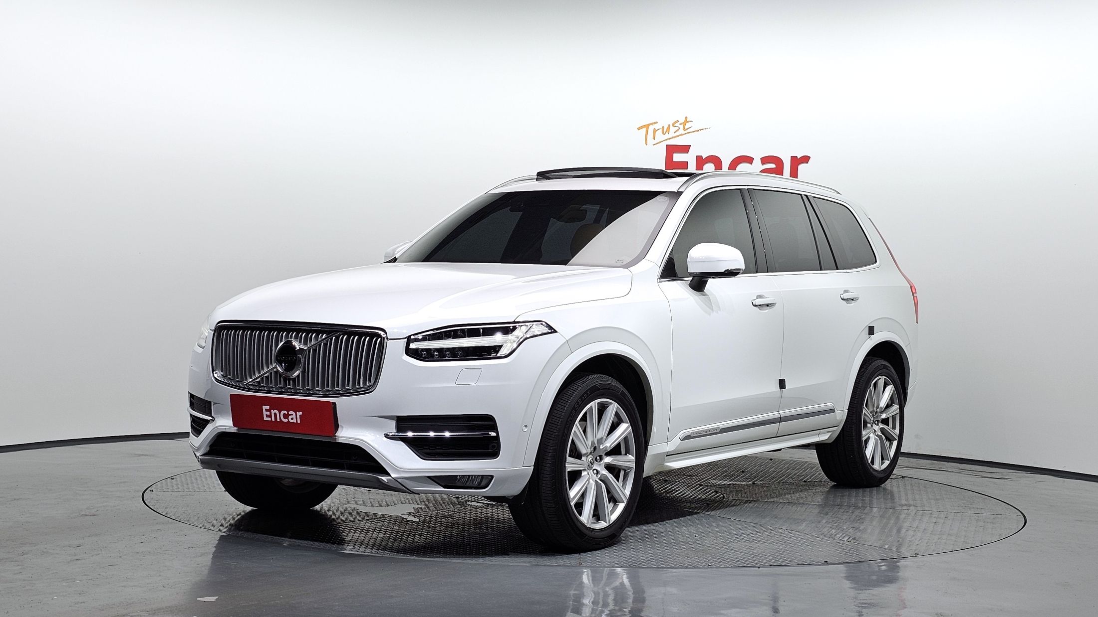 VOLVO XC90 2017