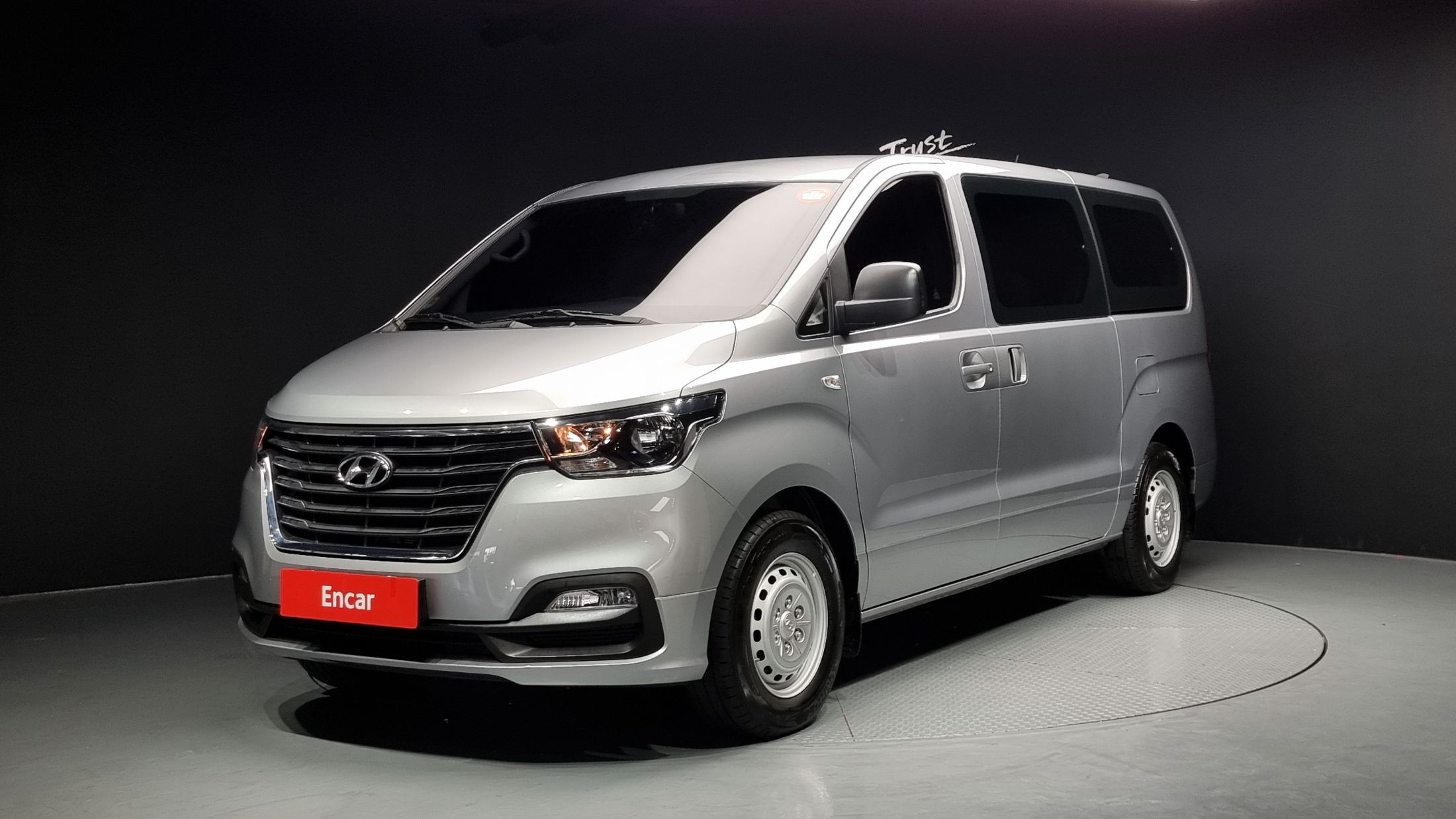 HYUNDAI STAREX GRAND
