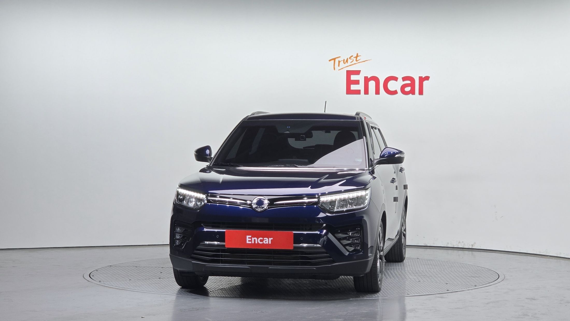 SSANGYONG TIVOLI VERY NEW 2020