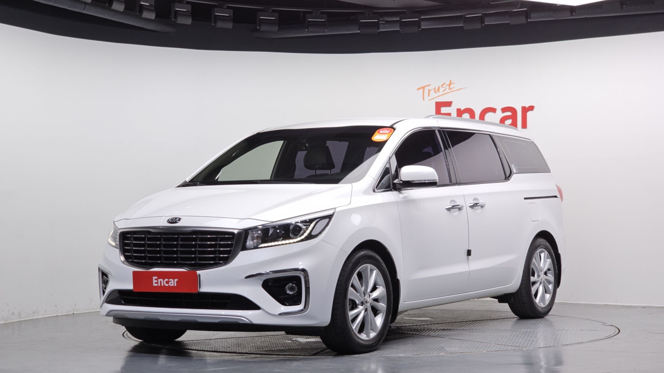 KIA CARNIVAL 2019