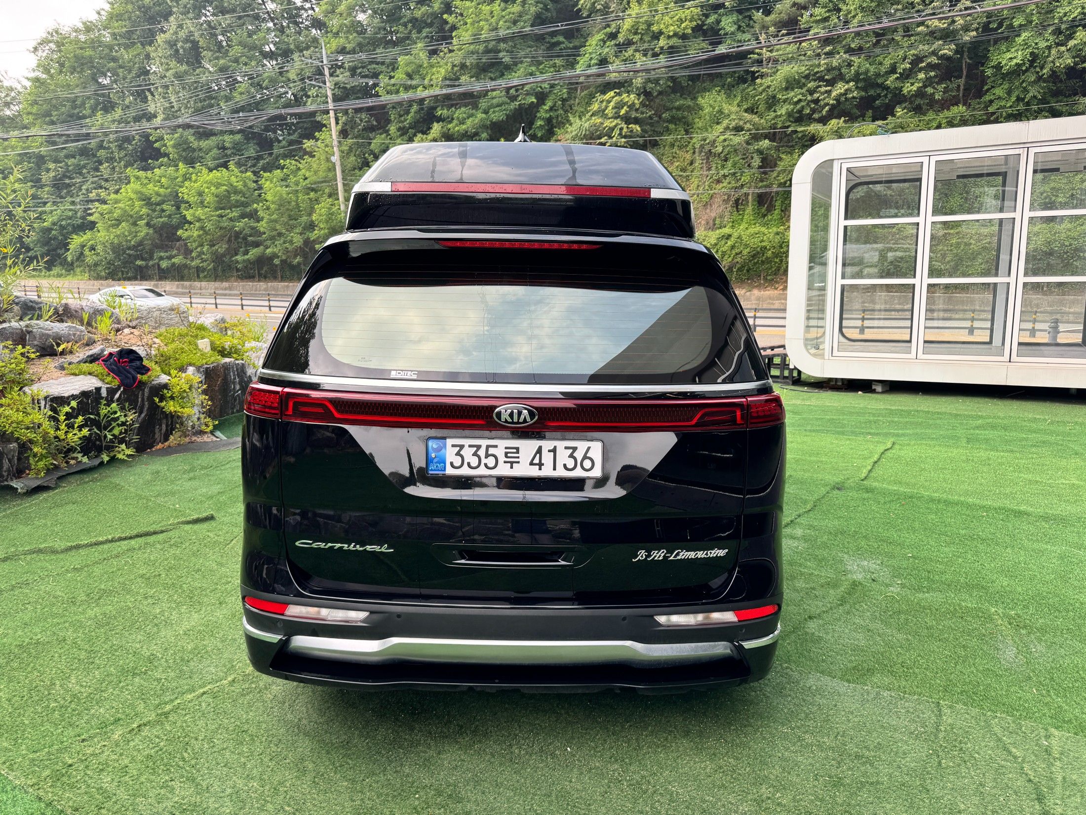 KIA CARNIVAL
