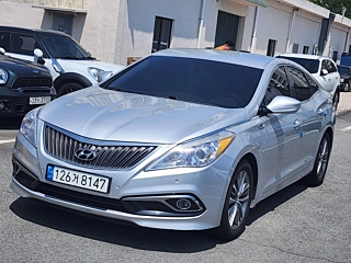 HYUNDAI GRANDEUR HG 2016