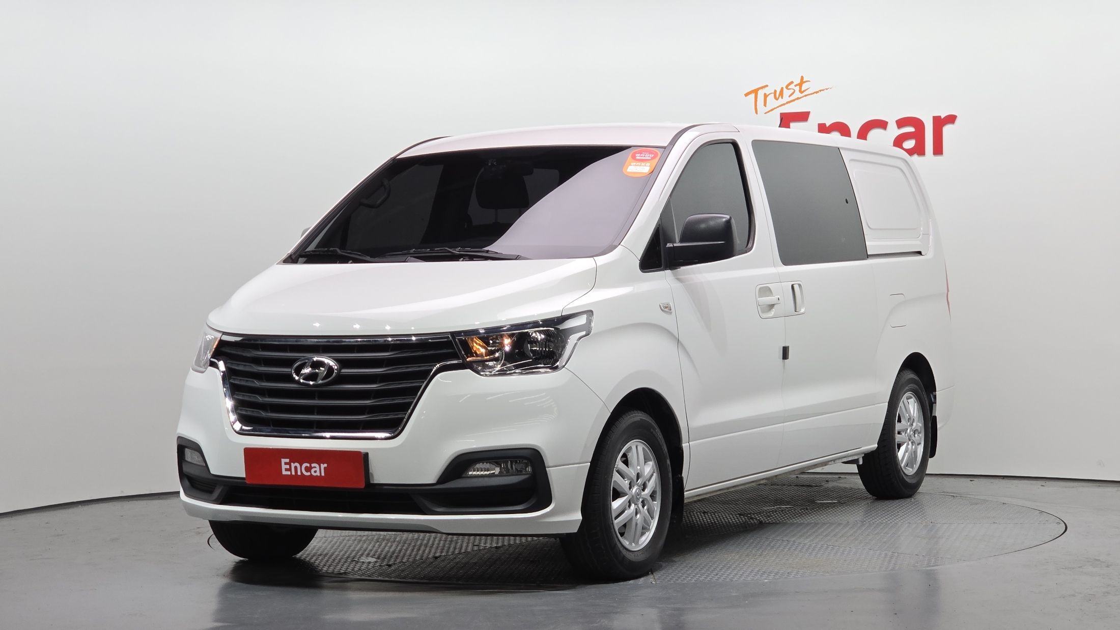 HYUNDAI STAREX GRAND