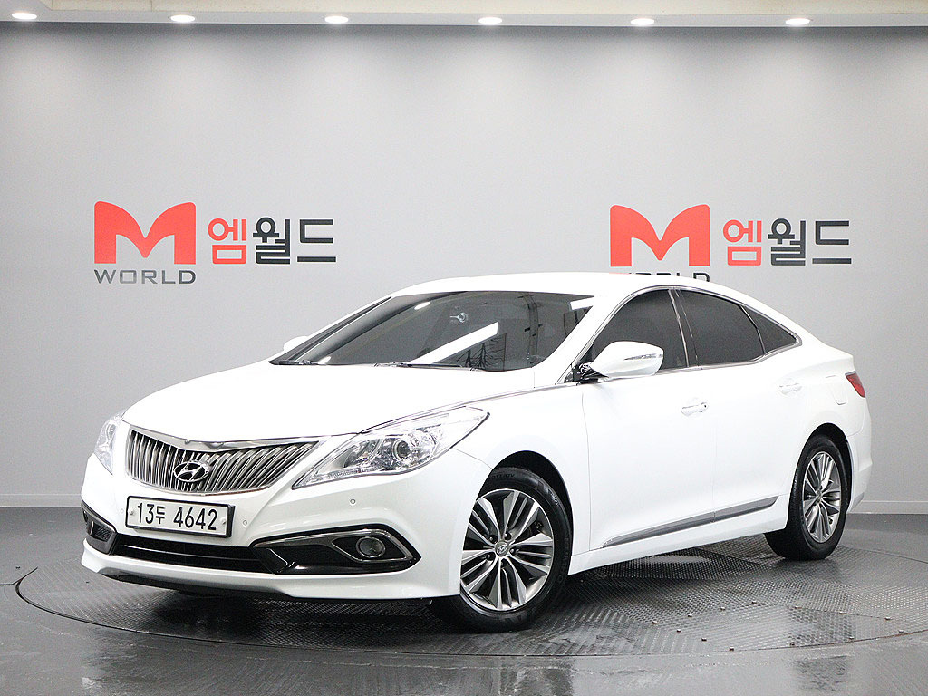 HYUNDAI GRANDEUR HG 2016