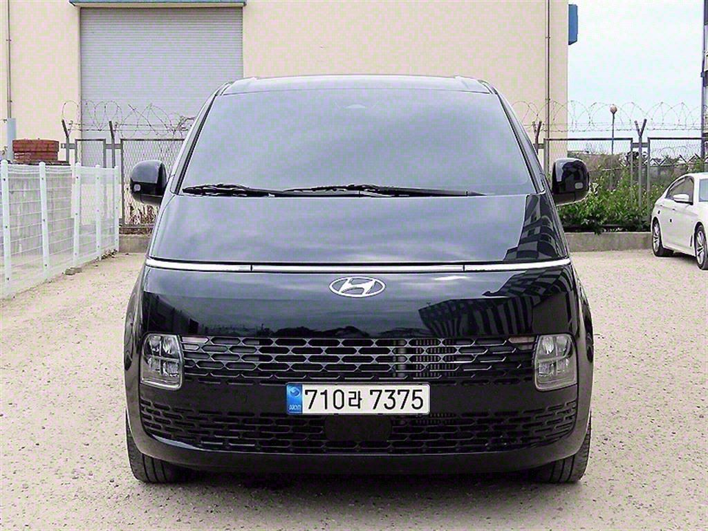HYUNDAI STARIA 2022