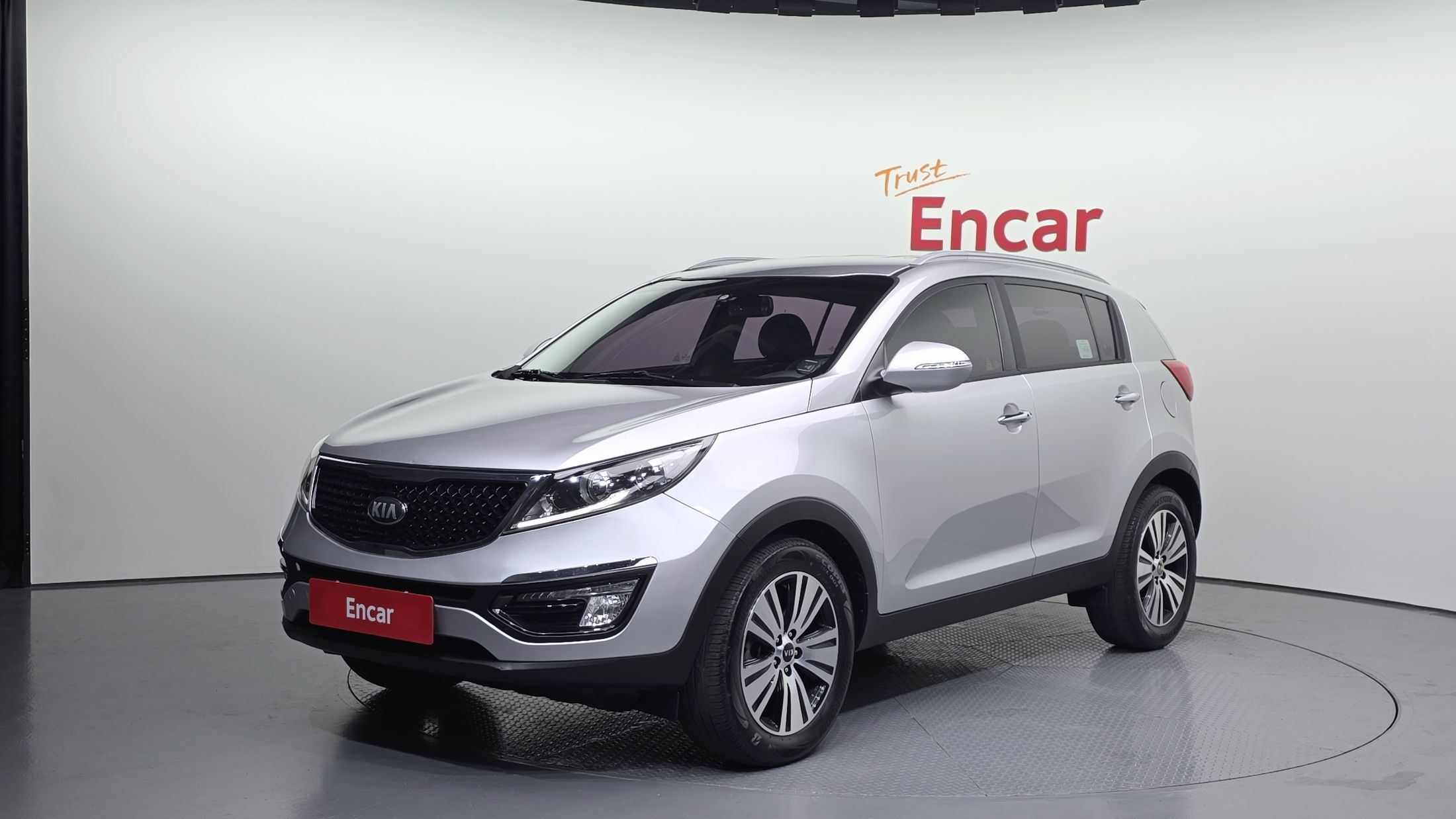 KIA SPORTAGE R