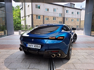 Заказать FERRARI ROMA