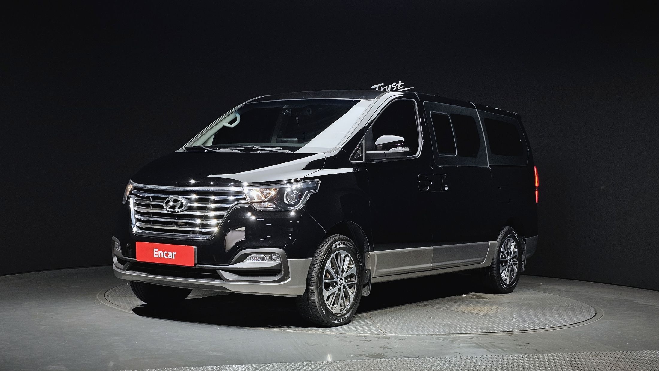 HYUNDAI STAREX GRAND