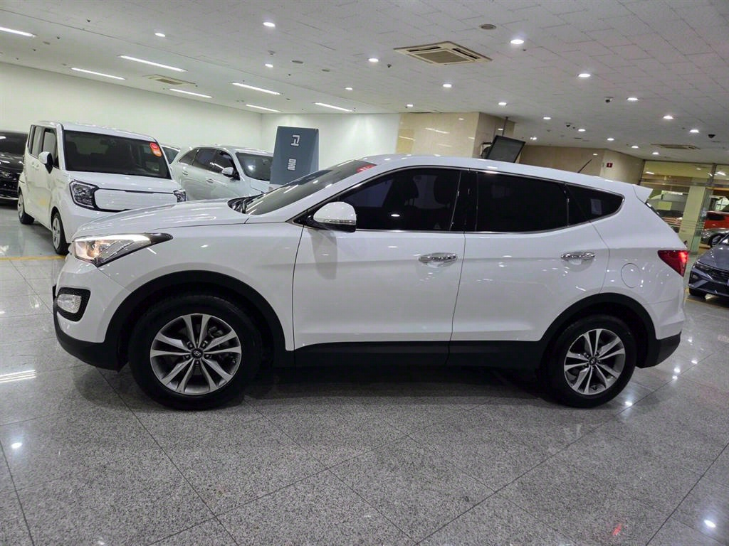 HYUNDAI SANTAFE DM 2015