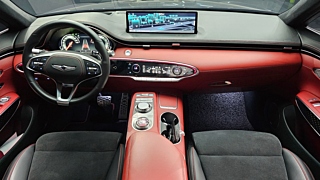 GENESIS GV70 2023