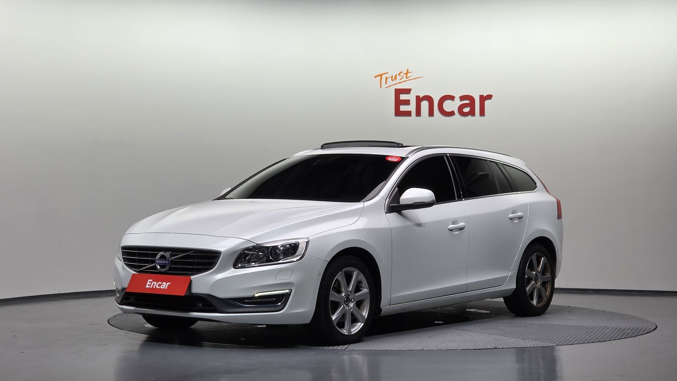 VOLVO V60 2017