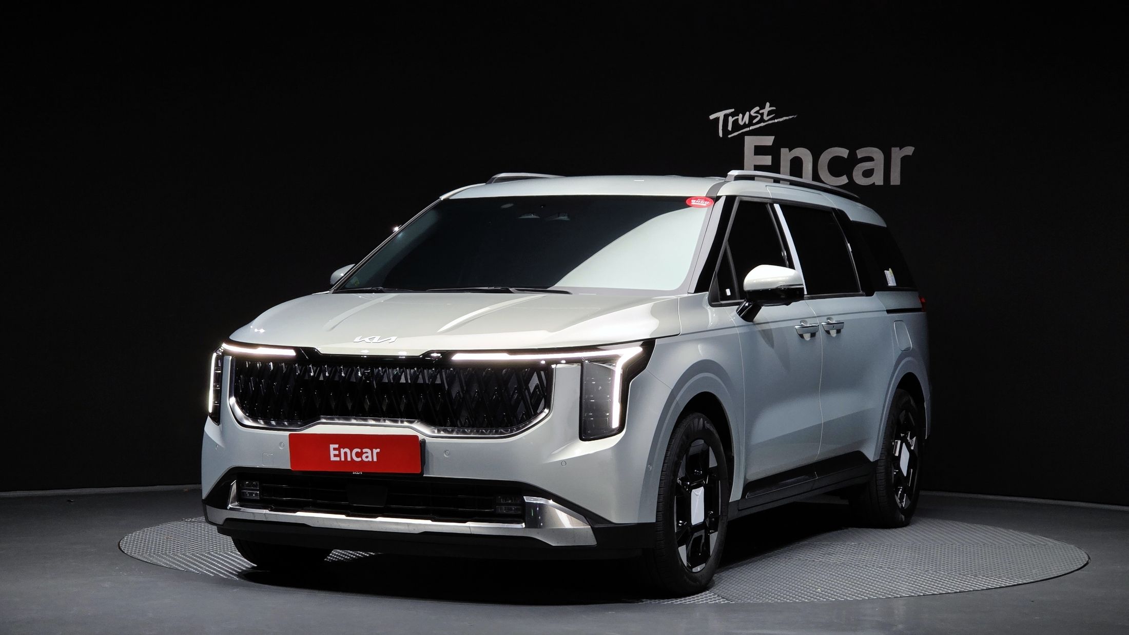 KIA CARNIVAL 2024