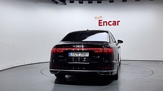 AUDI A8 D5 2021