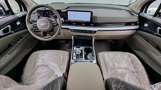 KIA CARNIVAL 2024