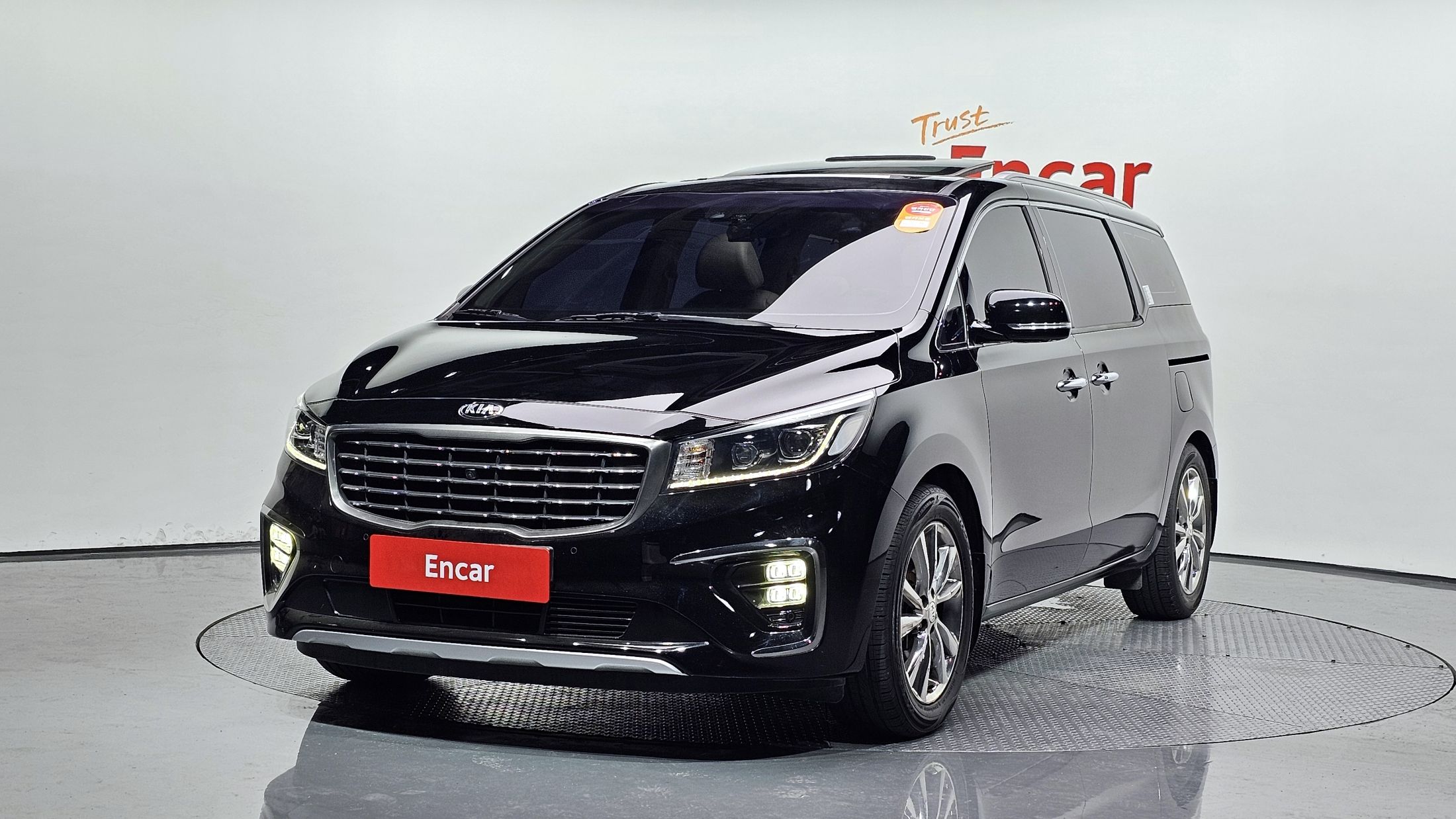 KIA CARNIVAL 2019