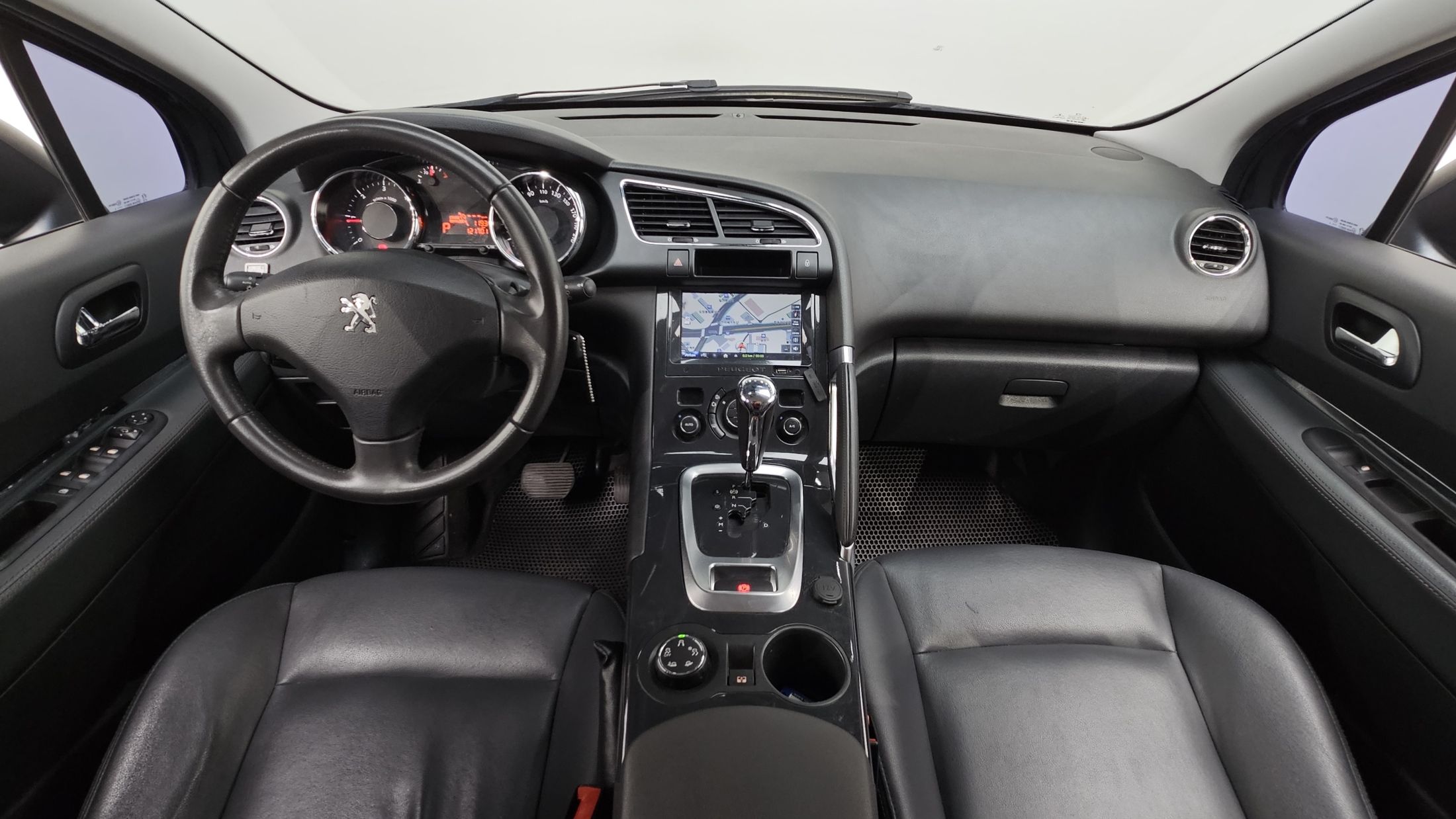 PEUGEOT 3008 2016