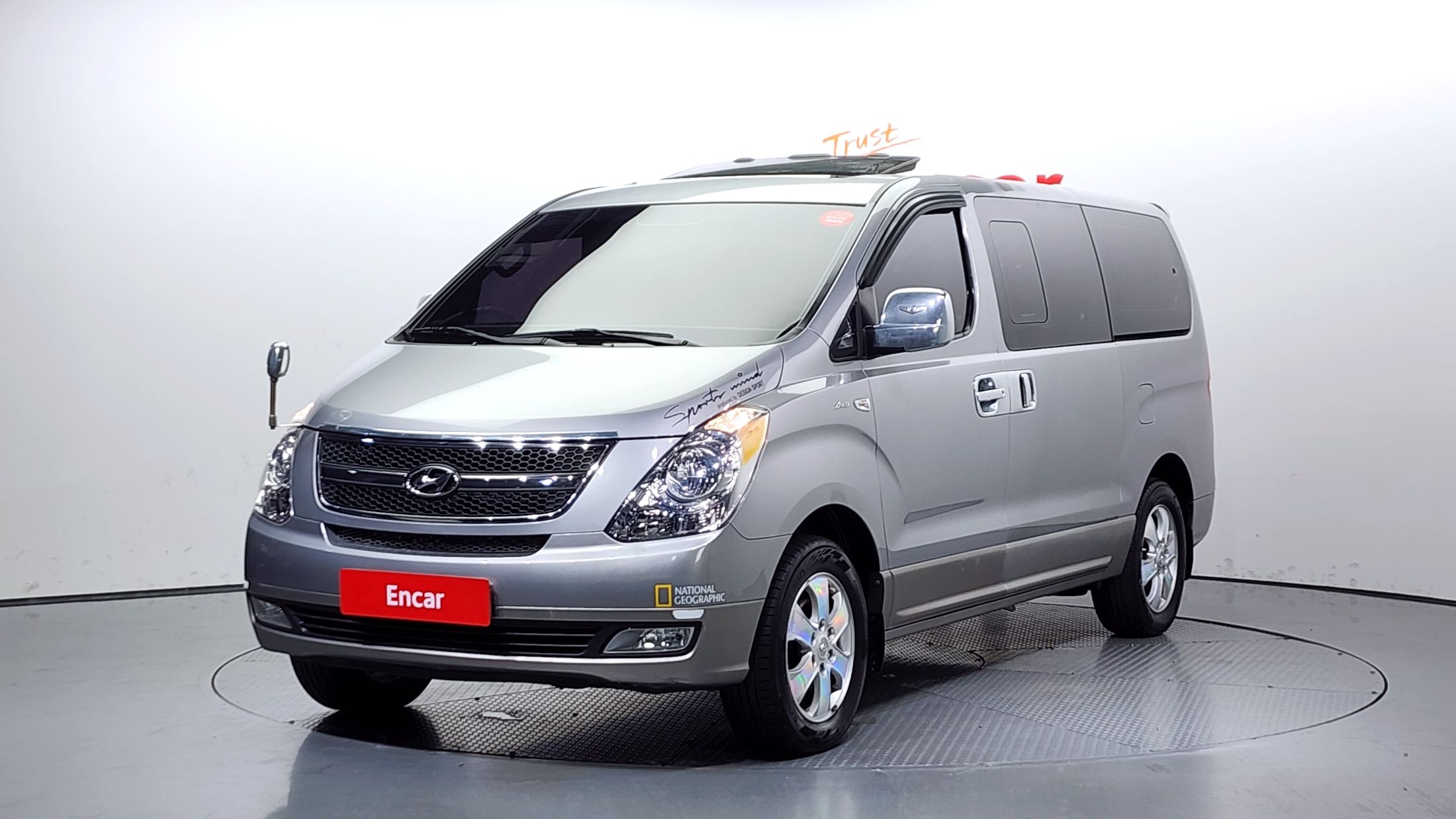 HYUNDAI STAREX GRAND