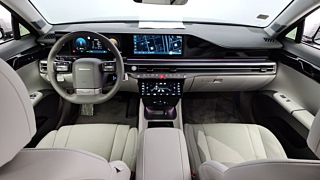 HYUNDAI GRANDEUR HYBRID GN7 2023