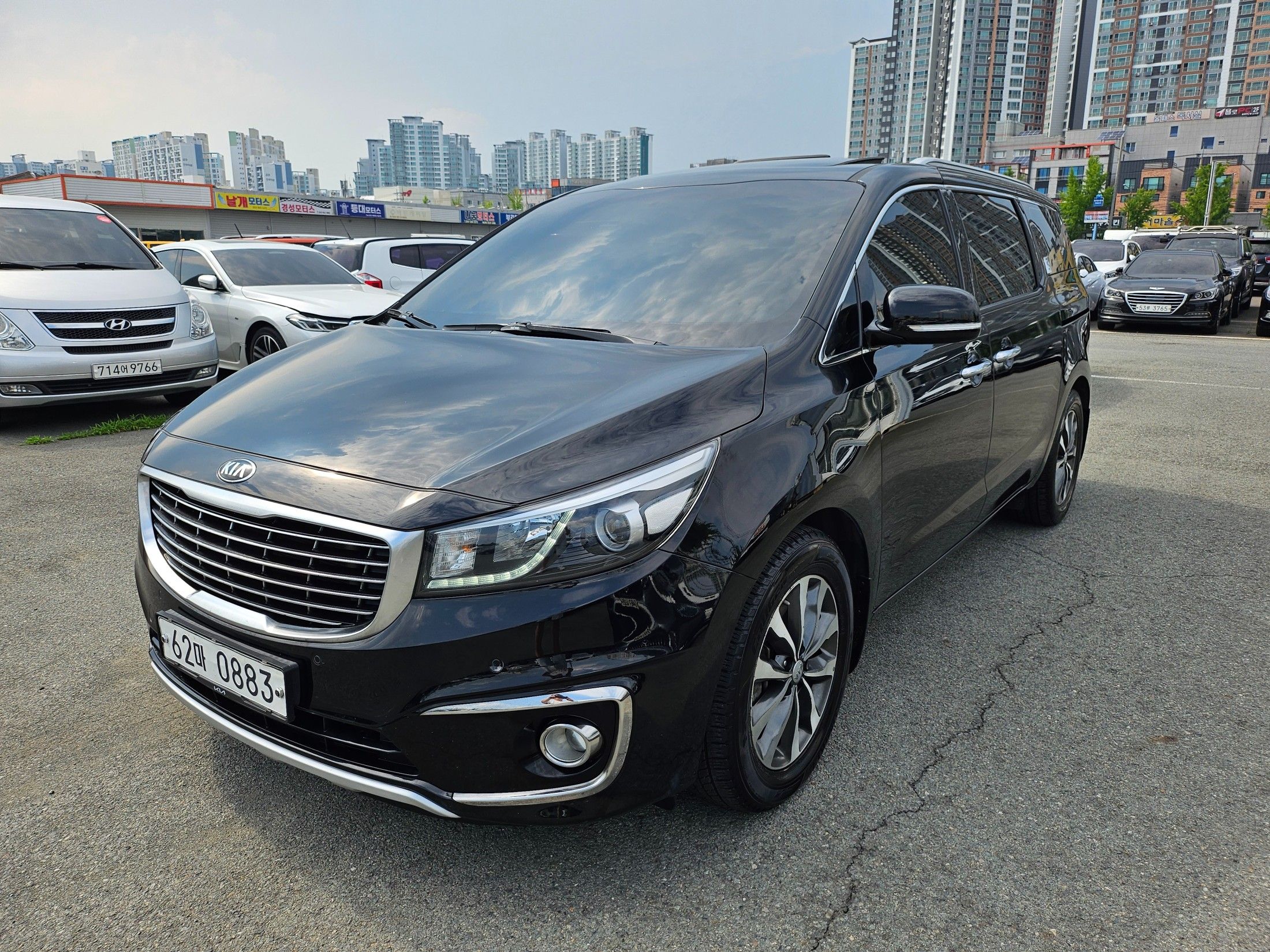 KIA CARNIVAL 2016