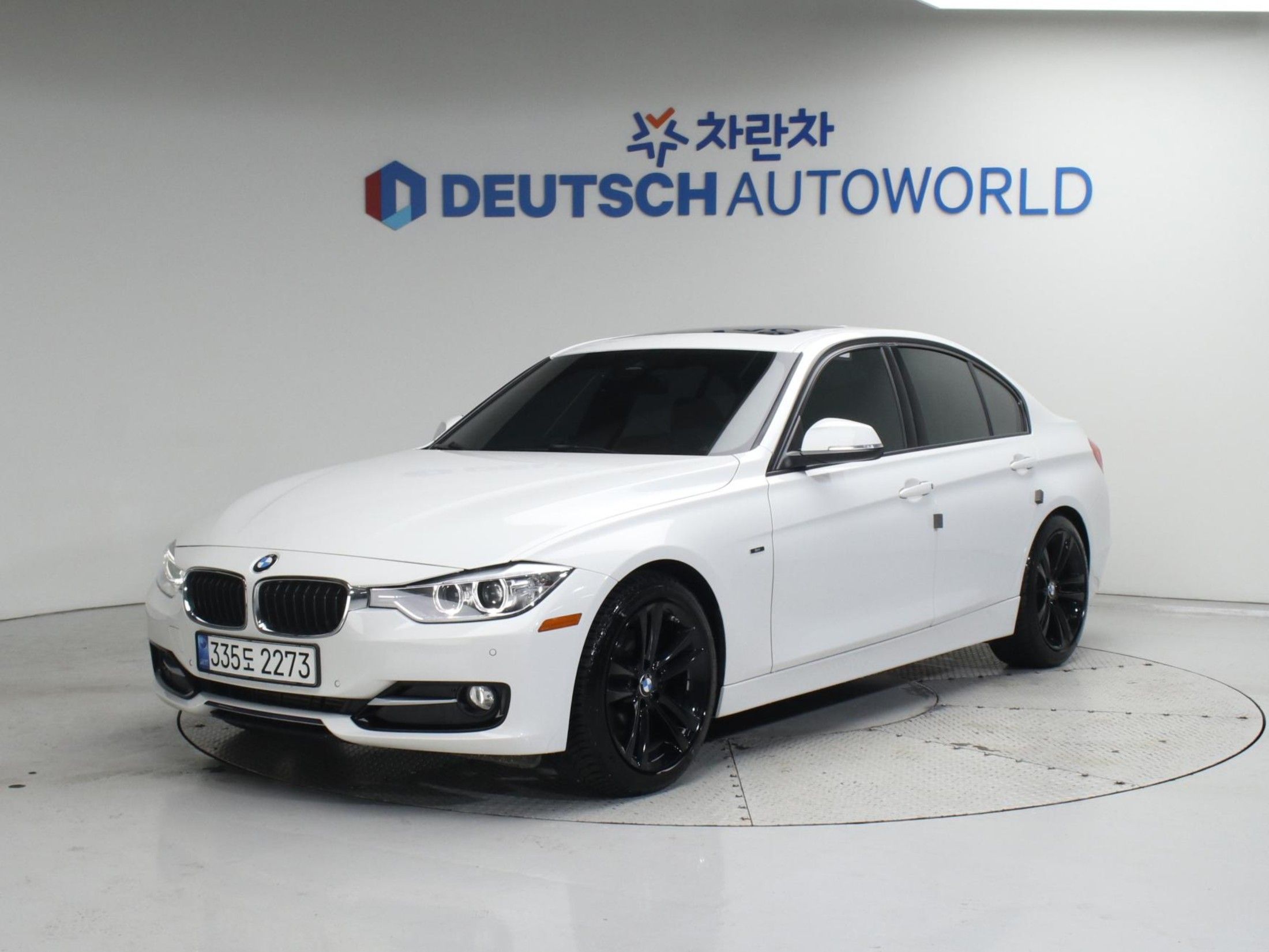 BMW 3-SERIES F30 2015