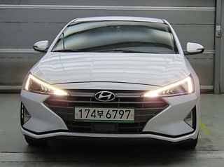 HYUNDAI AVANTE AD 2019