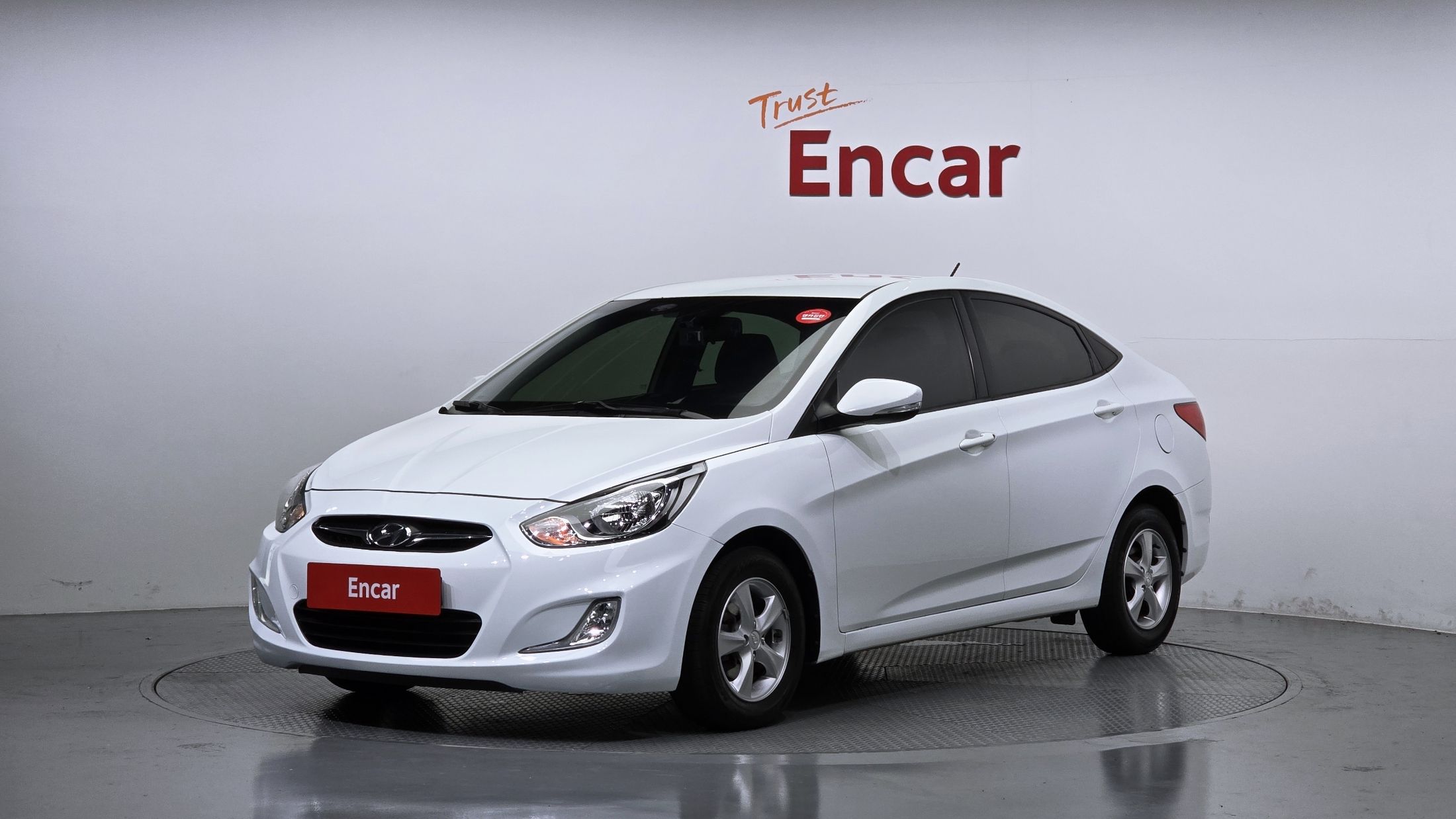 HYUNDAI ACCENT NEW 2012