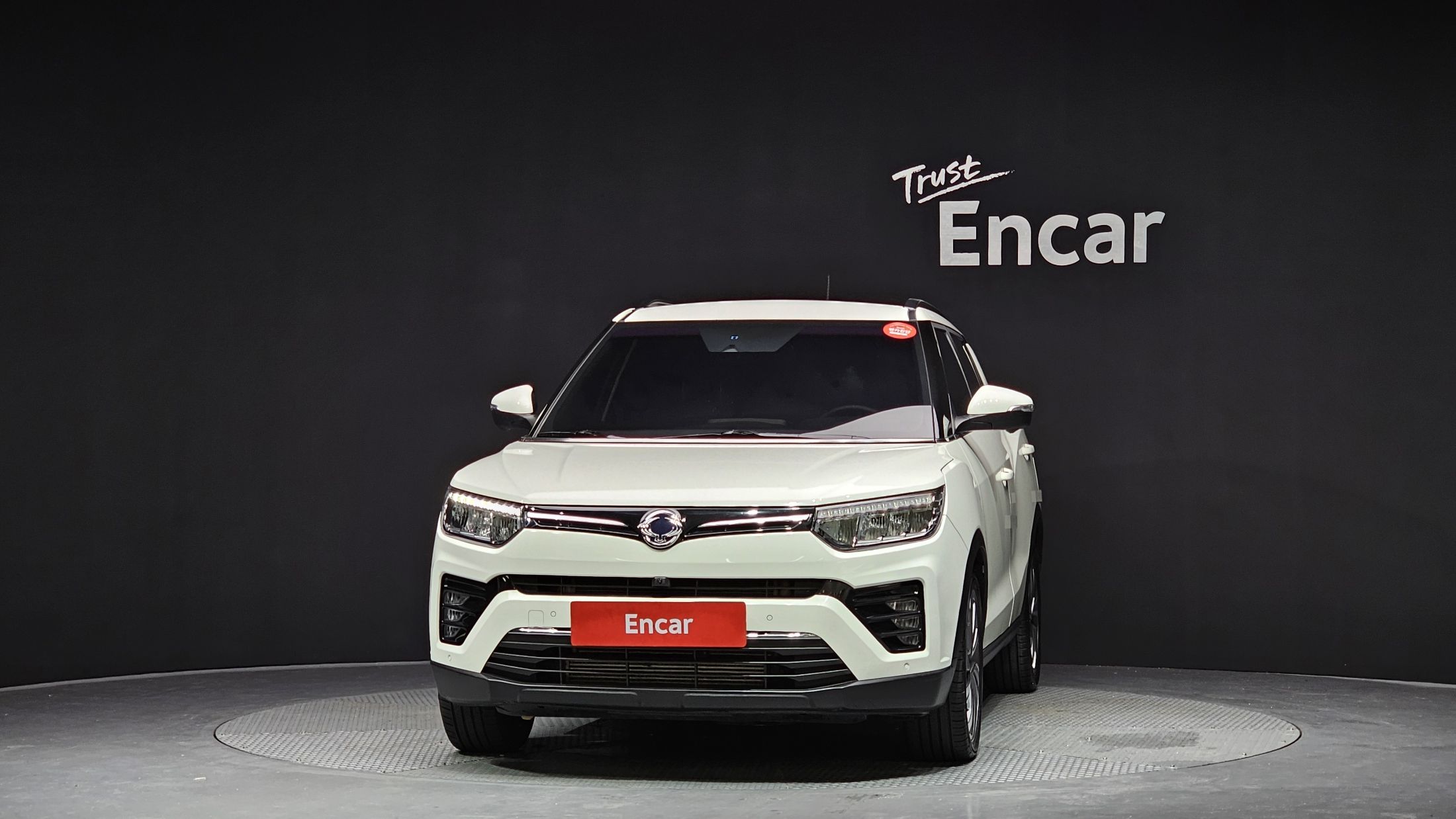 SSANGYONG TIVOLI VERY NEW 2020