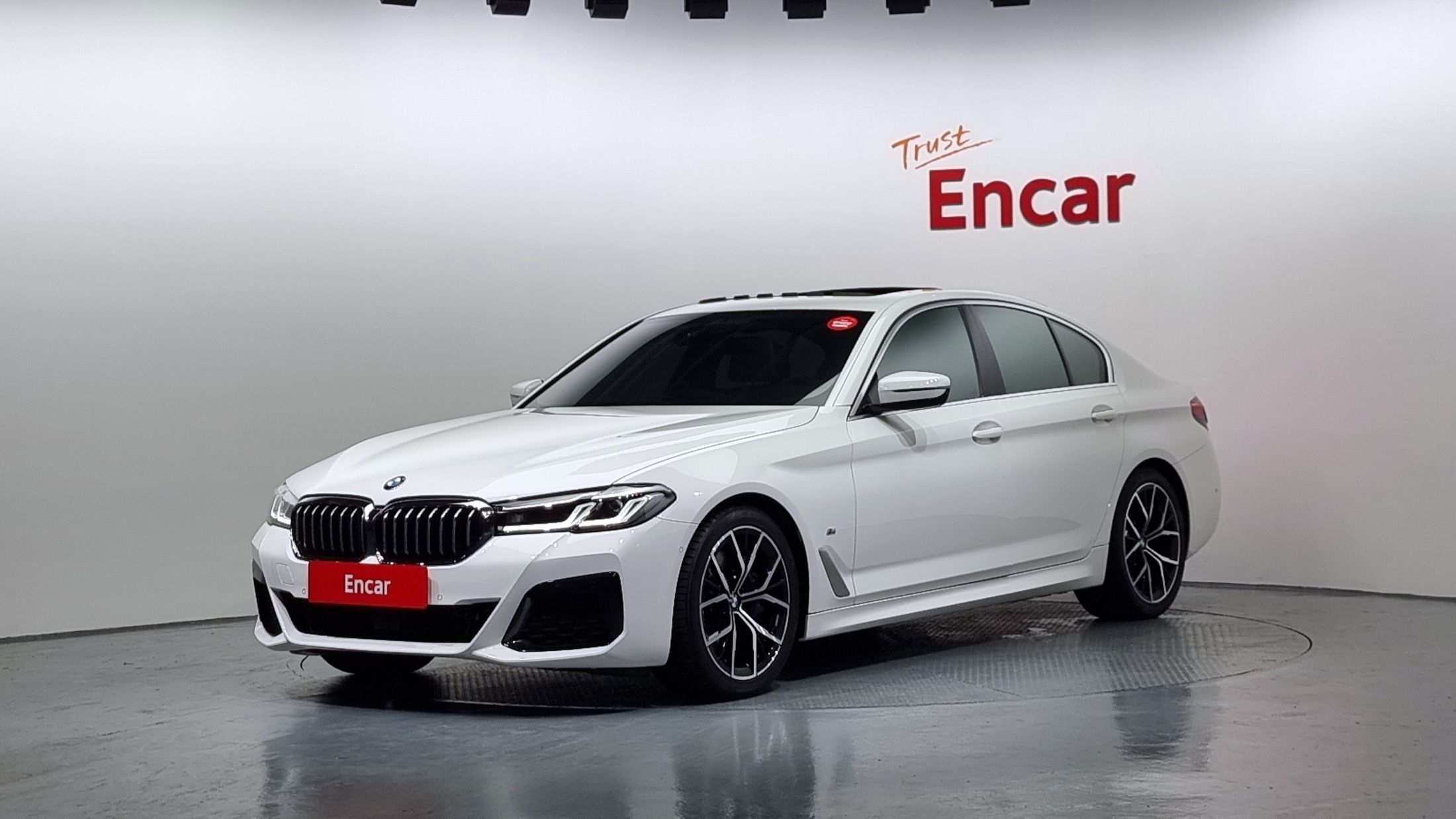BMW 5-SERIES G30 2021