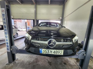 MERCEDES BENZ A-CLASS W177