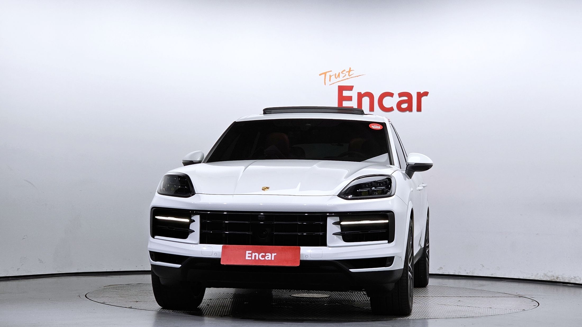 PORSCHE CAYENNE PO536 2024