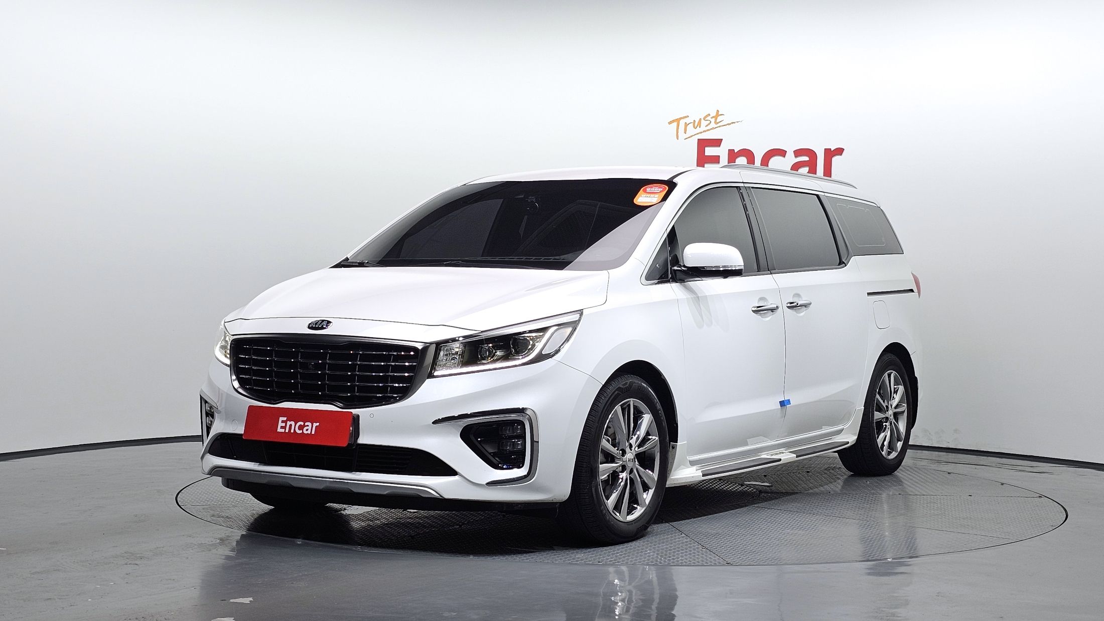 KIA CARNIVAL 2018