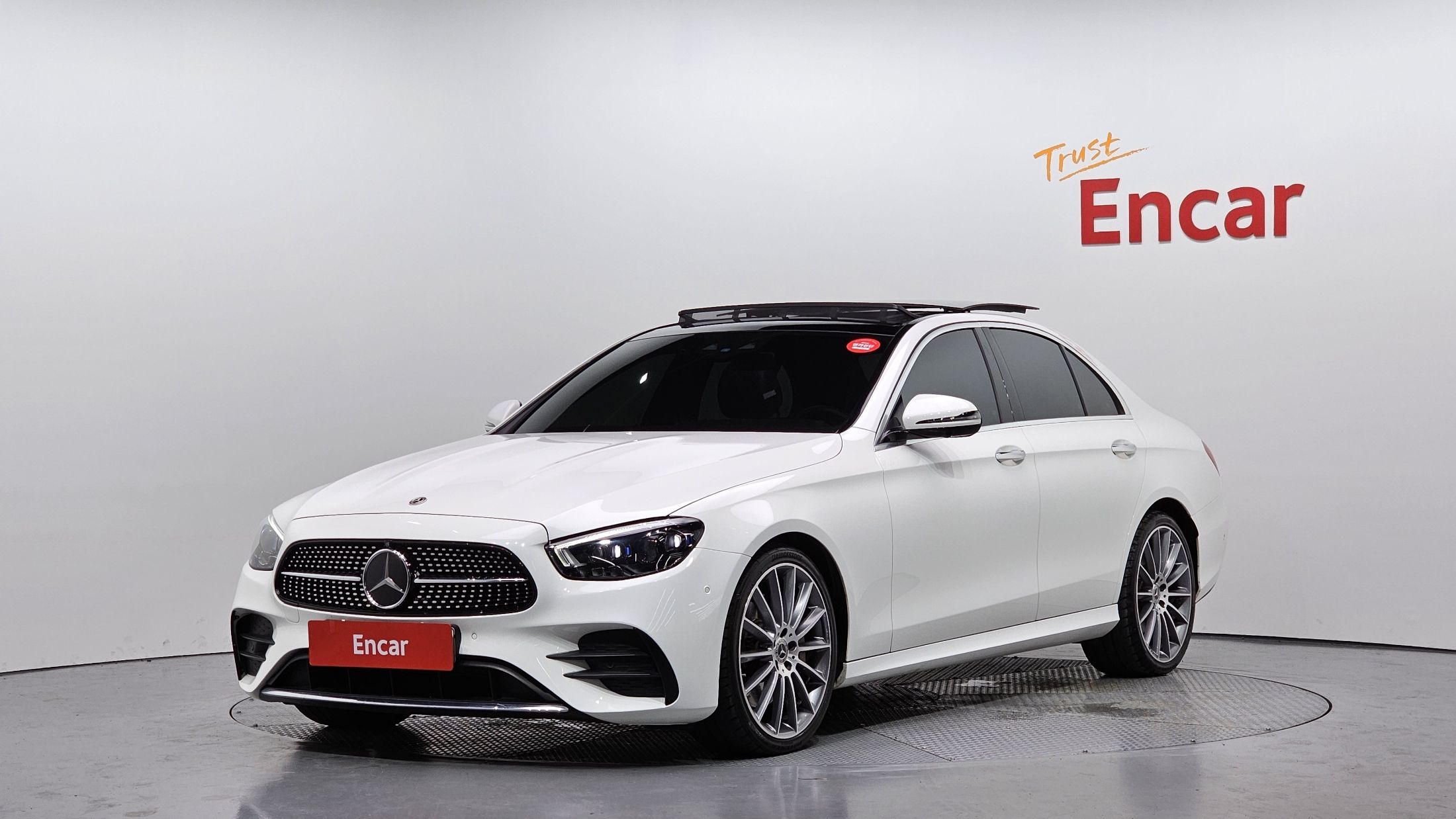 MERCEDES BENZ E-CLASS W213 2022