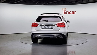 MERCEDES BENZ GLA-CLASS X156 2016