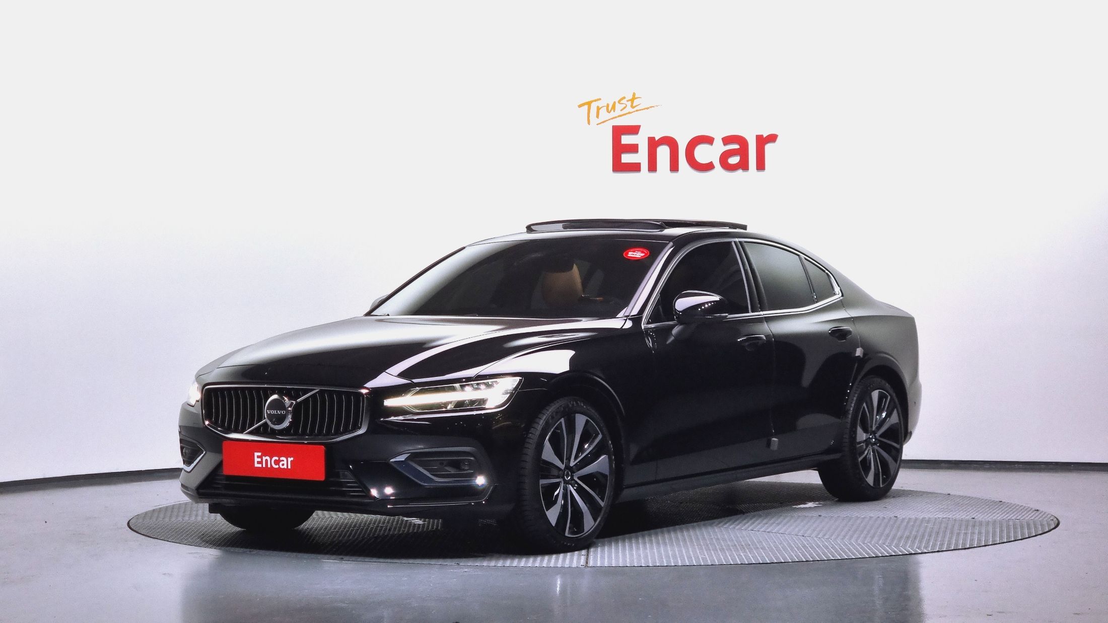 VOLVO S60 2024