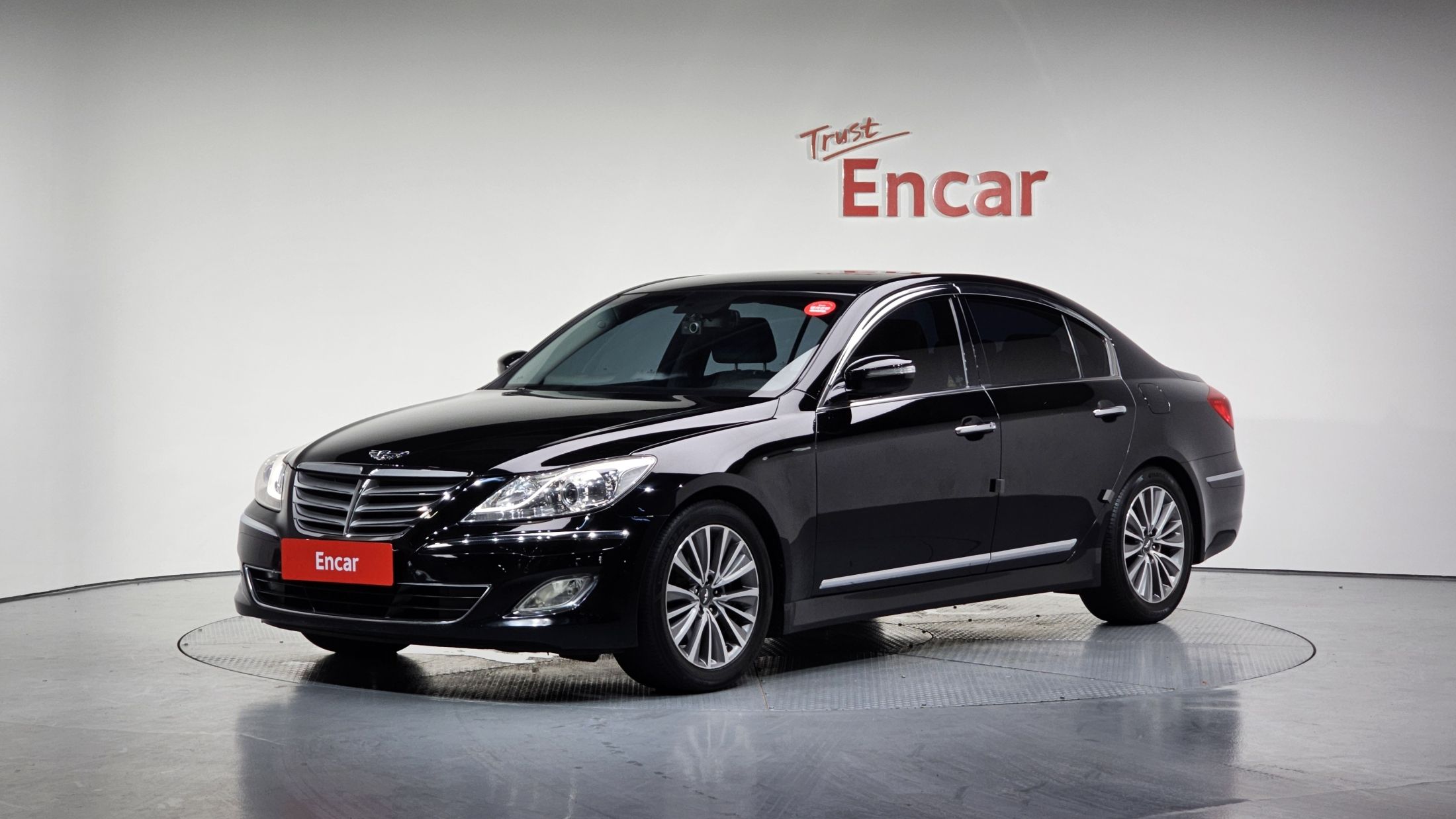 HYUNDAI GENESIS 2012