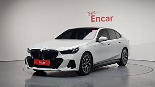 bmw i5-g60