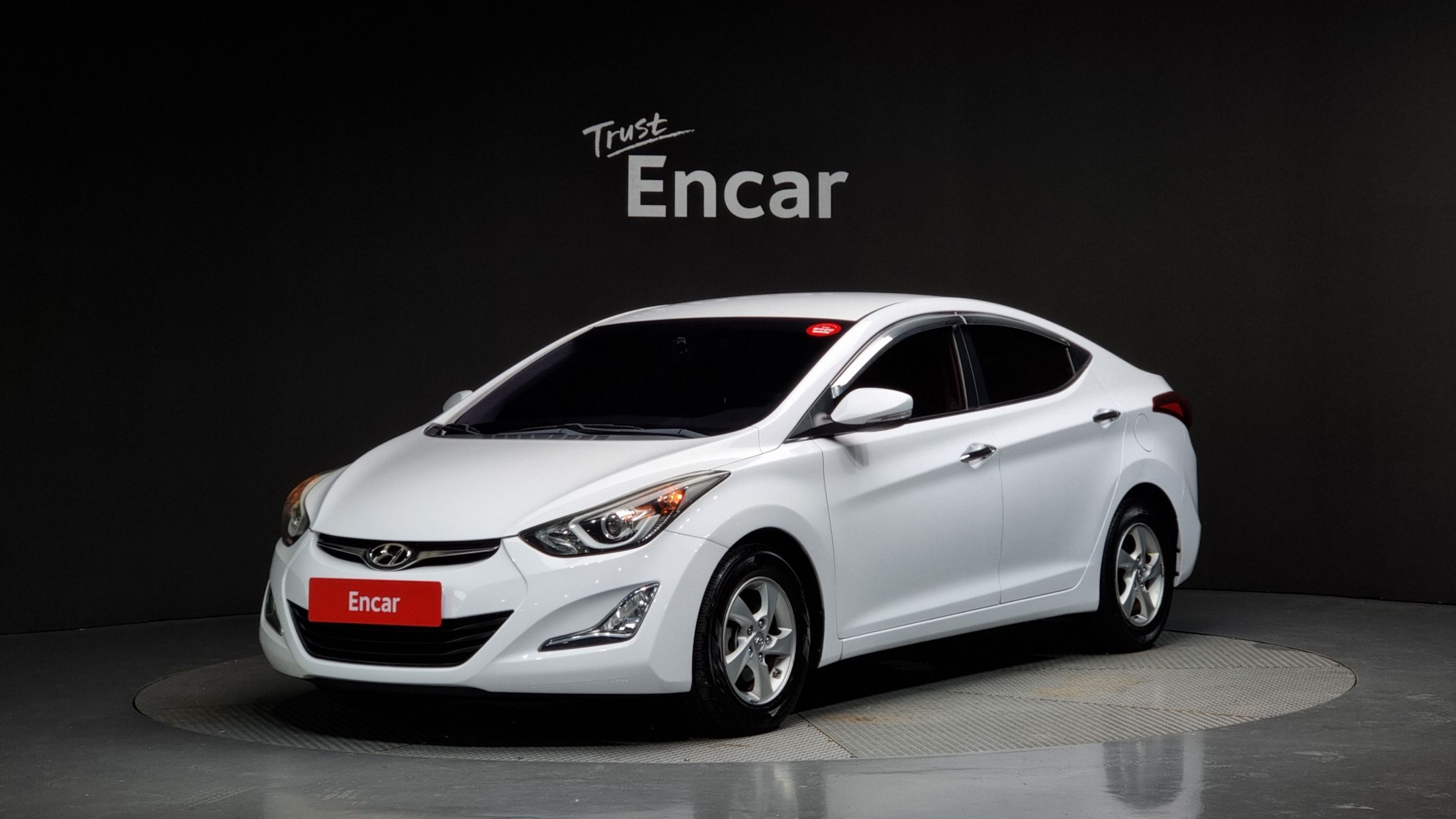 HYUNDAI AVANTE 2015