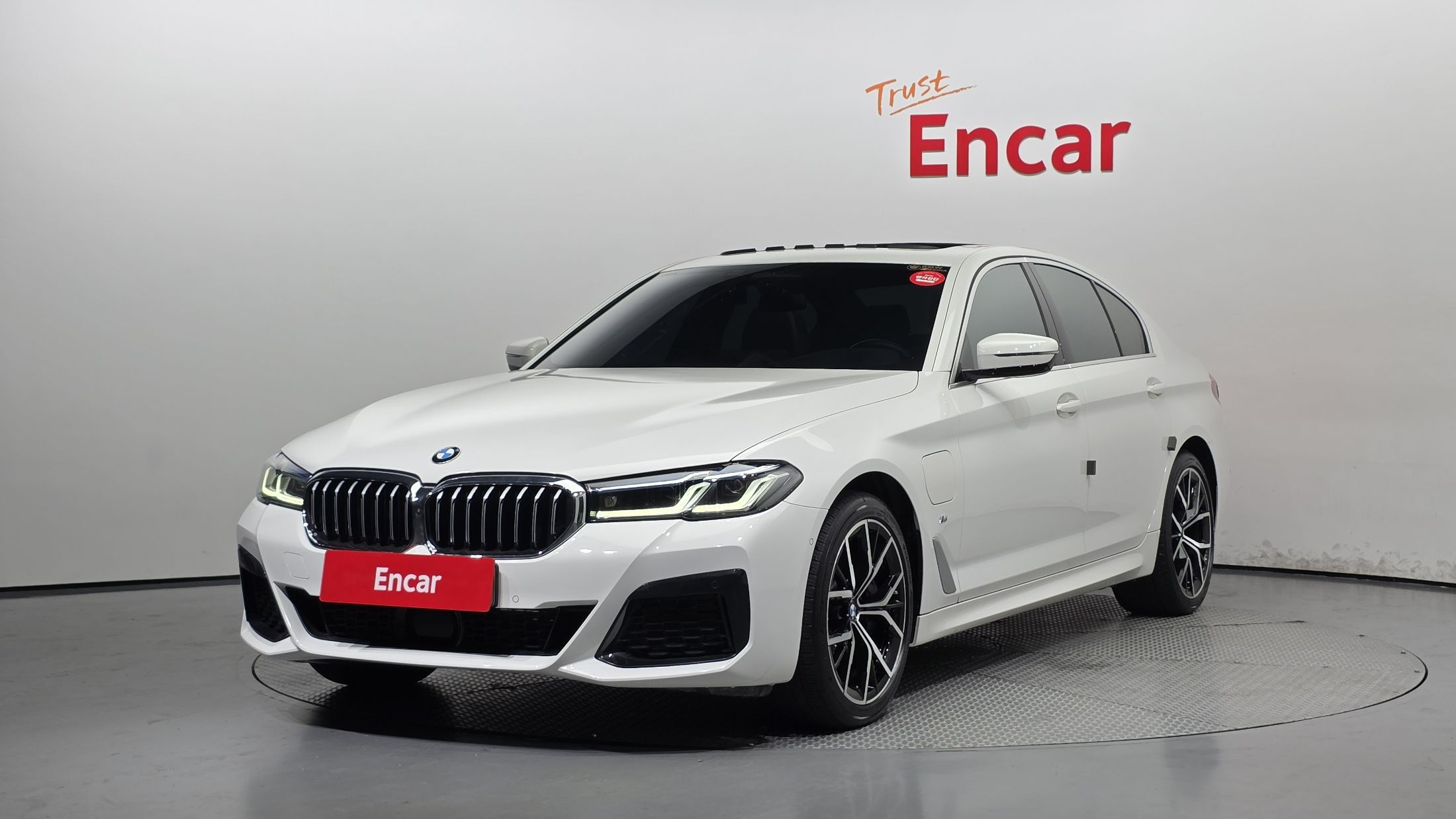 BMW 5-SERIES G30 2021