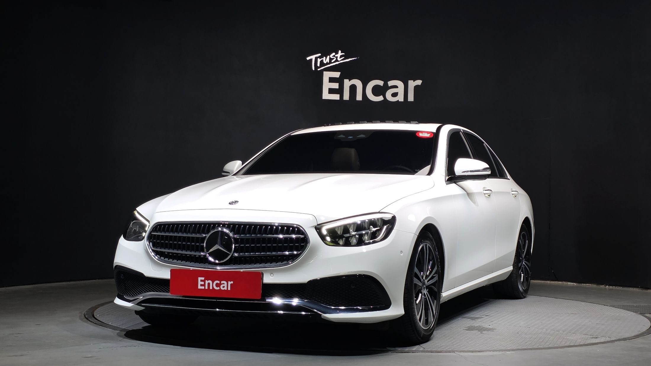 MERCEDES BENZ E-CLASS W213 2020