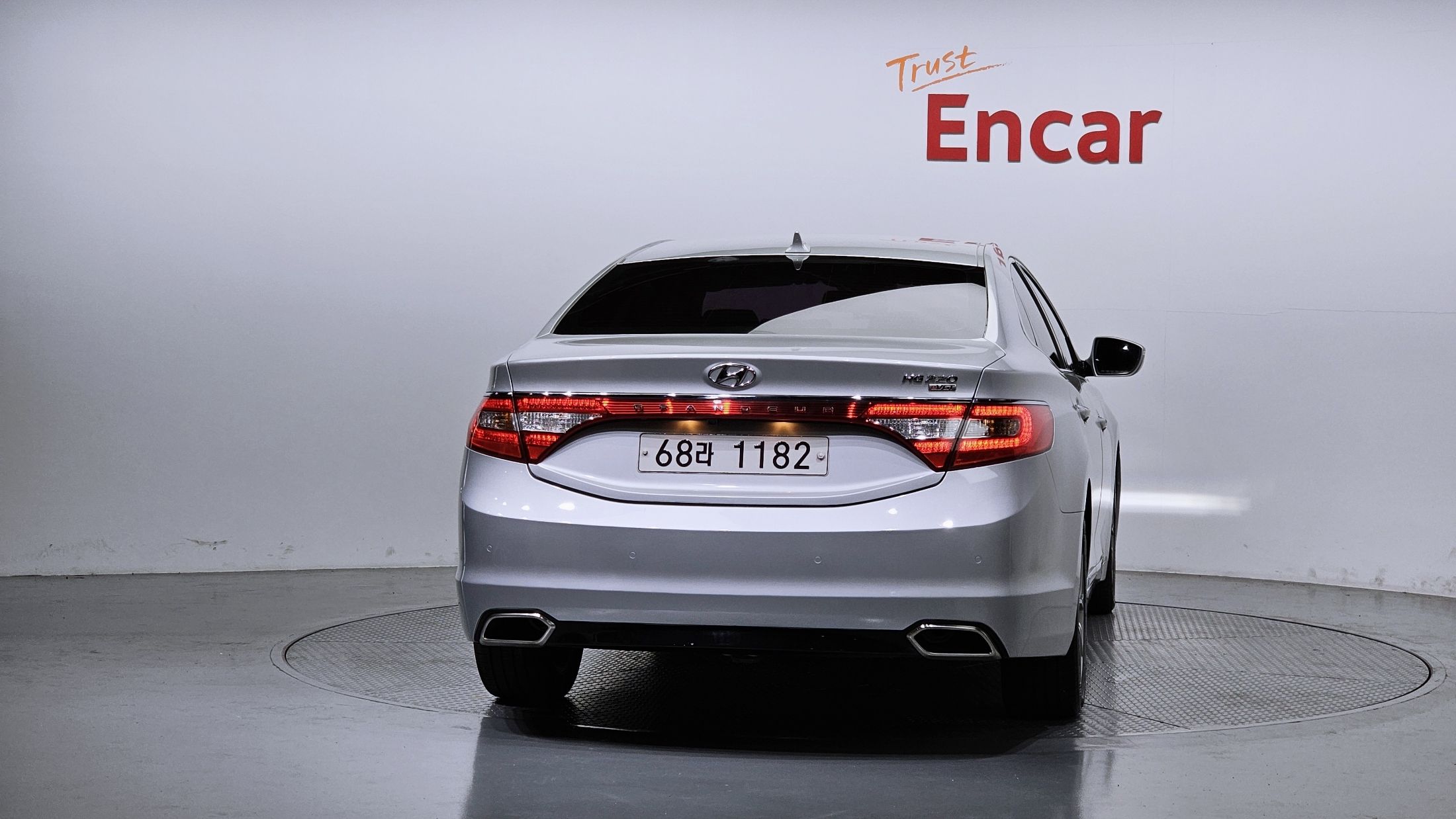 HYUNDAI GRANDEUR HG 2015