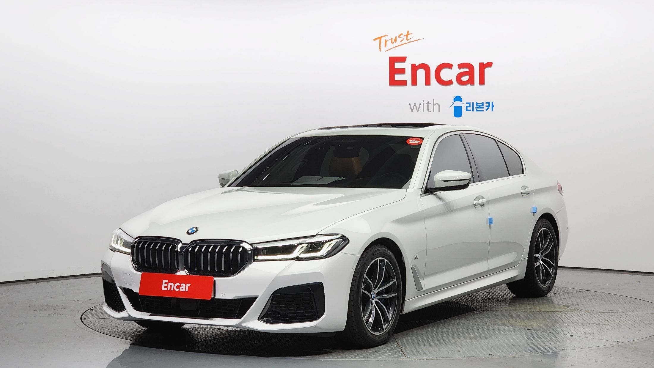 BMW 5-SERIES G30 2021