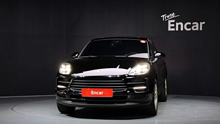 PORSCHE MACAN 2019