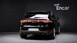 PORSCHE MACAN 2019