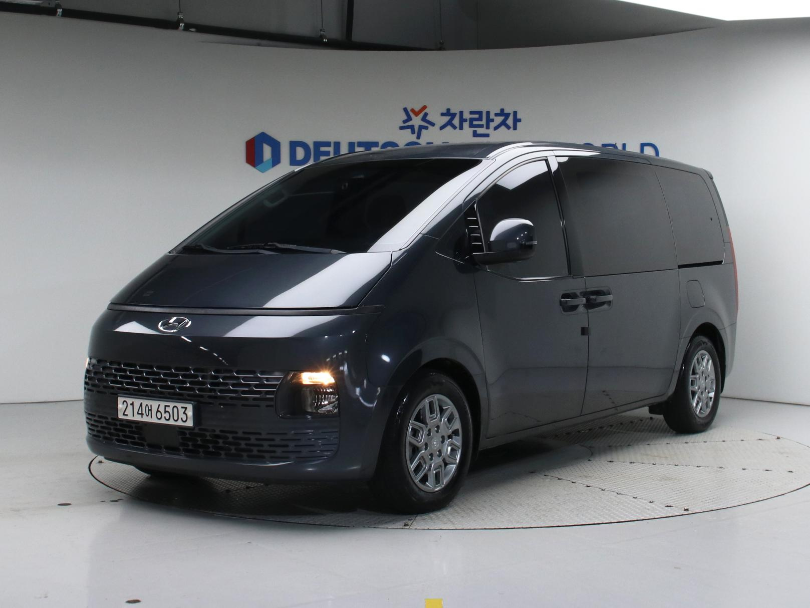HYUNDAI STARIA 2021