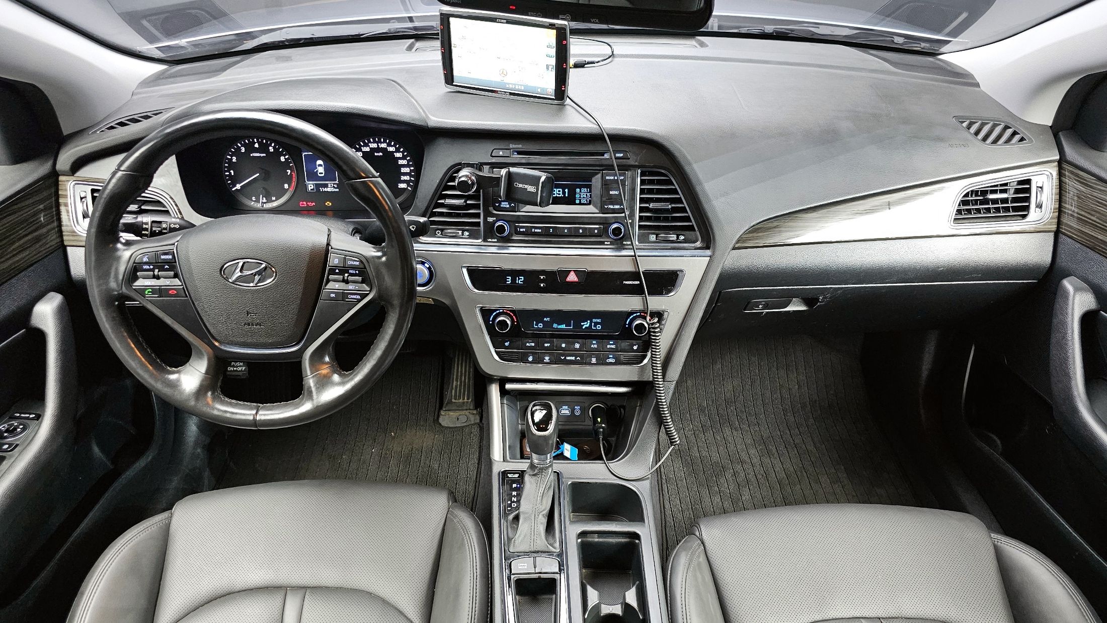 HYUNDAI SONATA LF 2014