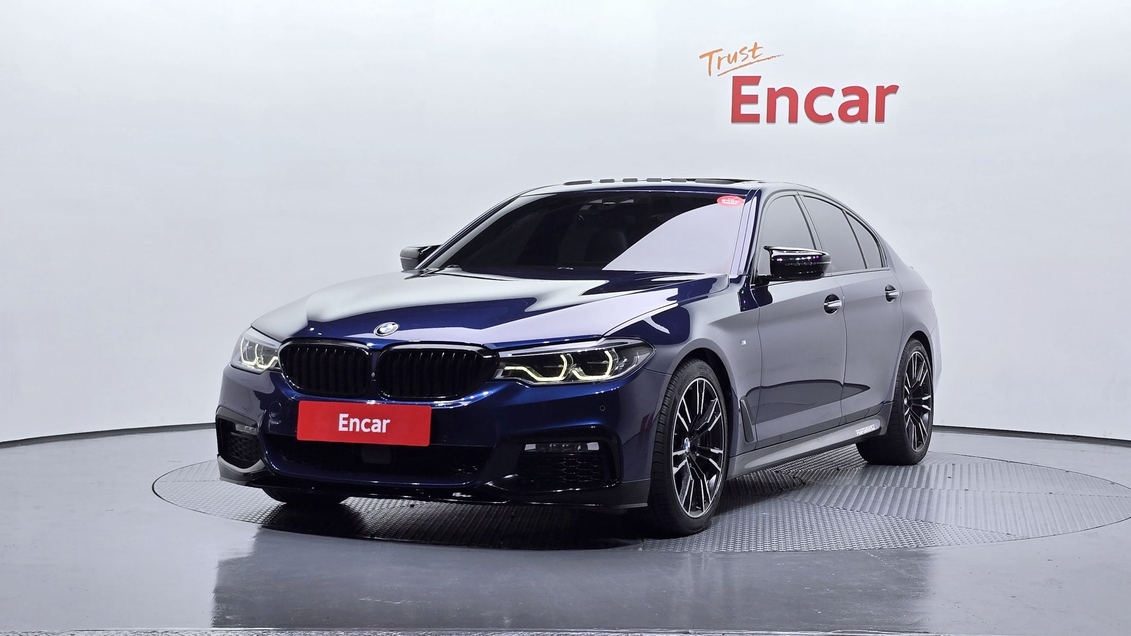 BMW 5-SERIES G30 2017