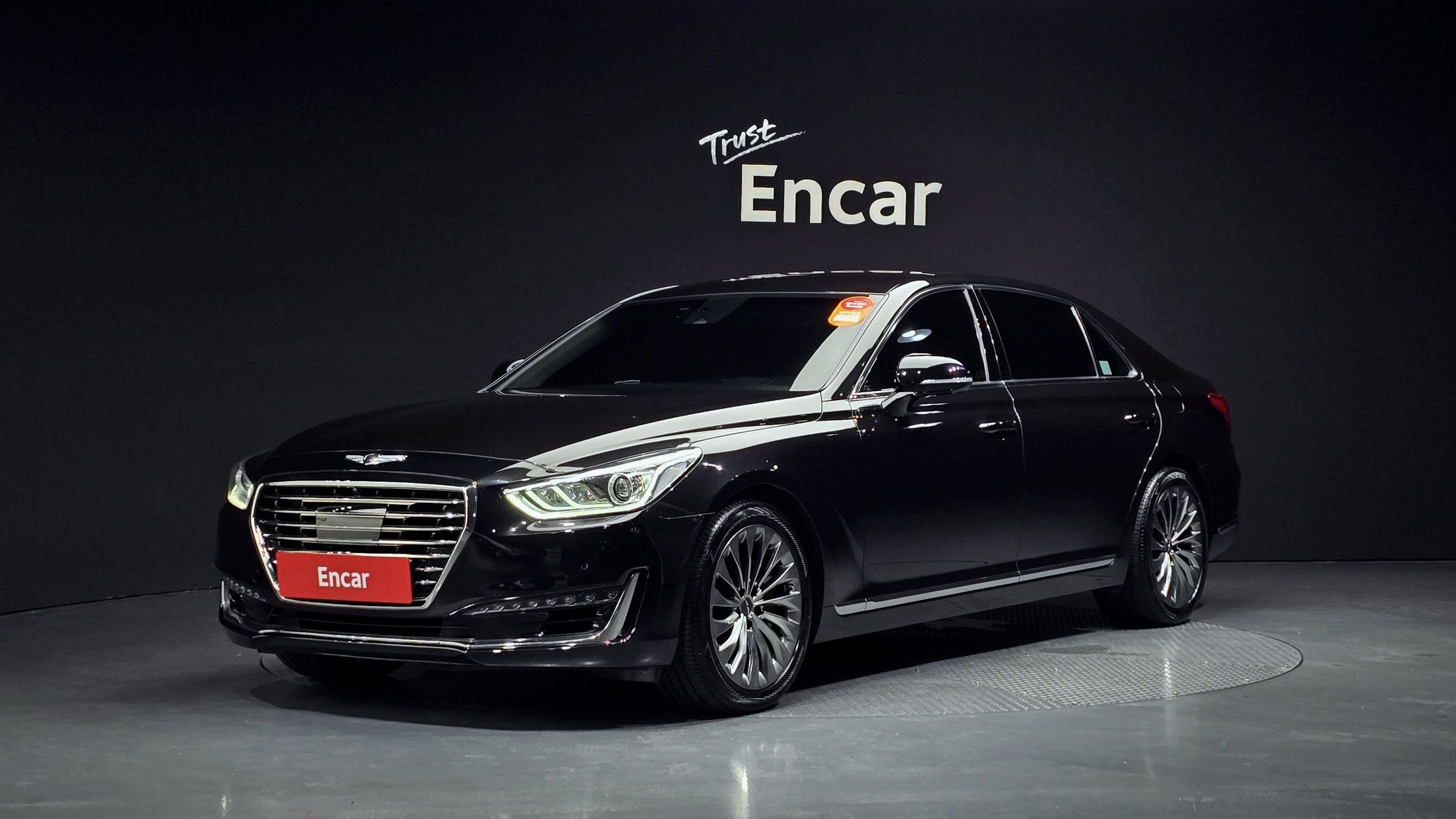 GENESIS EQ900 2017