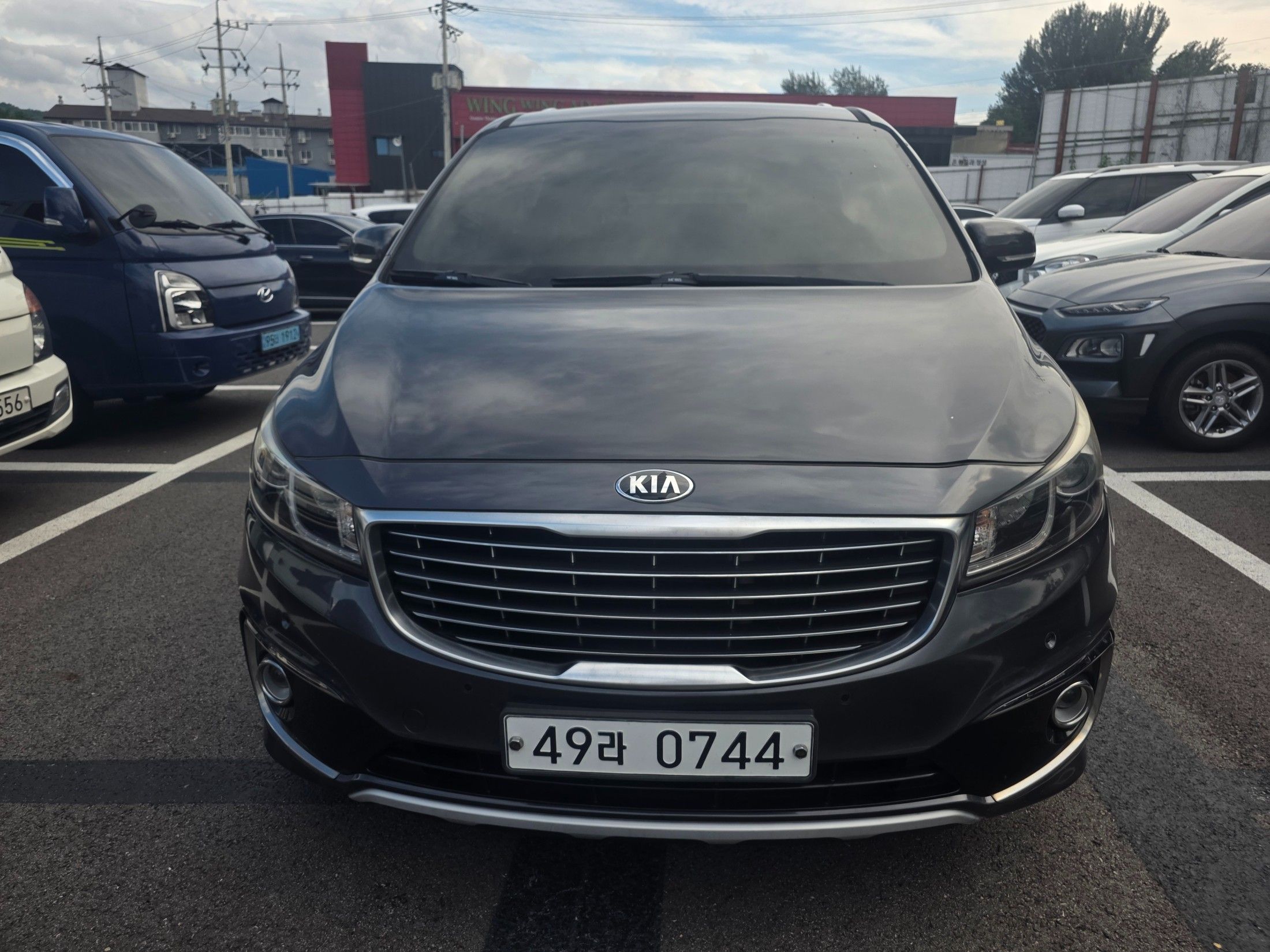 KIA CARNIVAL 2015
