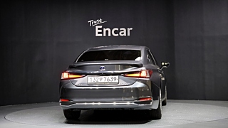 LEXUS ES300H 2022